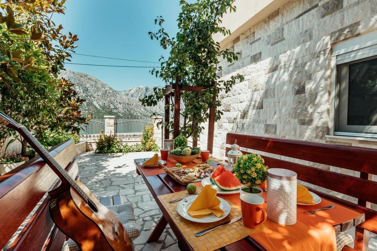 Apartments Cosovic Котор Экстерьер фото